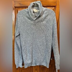 H&M Men’s Grey Collard Sweater